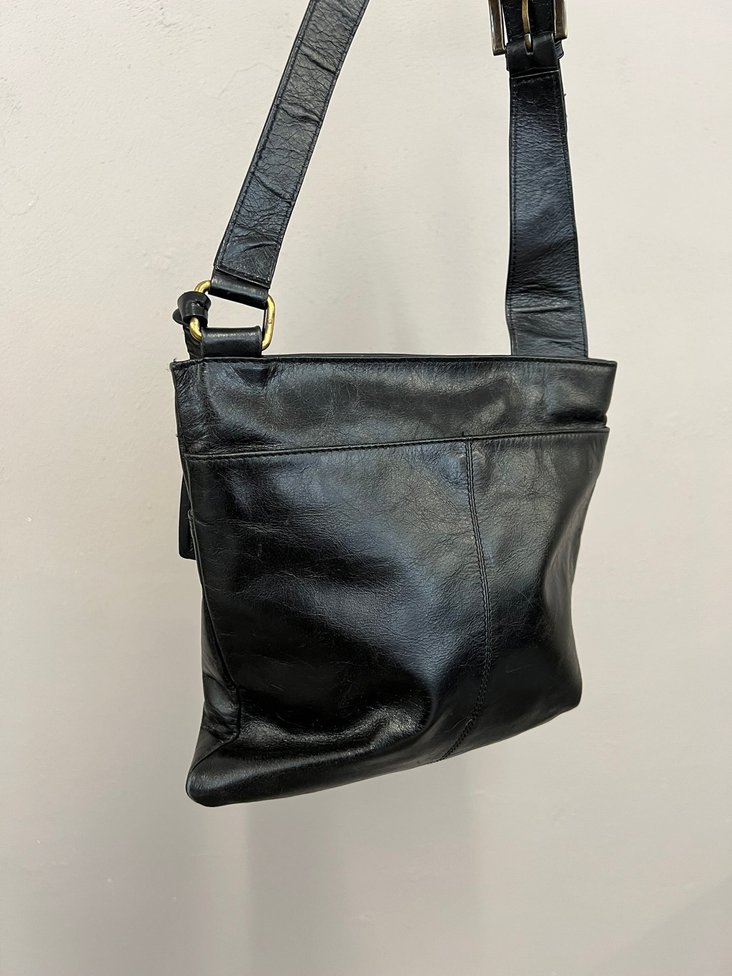 Vintage Black Faux Leather Crossbody Bag Adjustable Buckle Strap