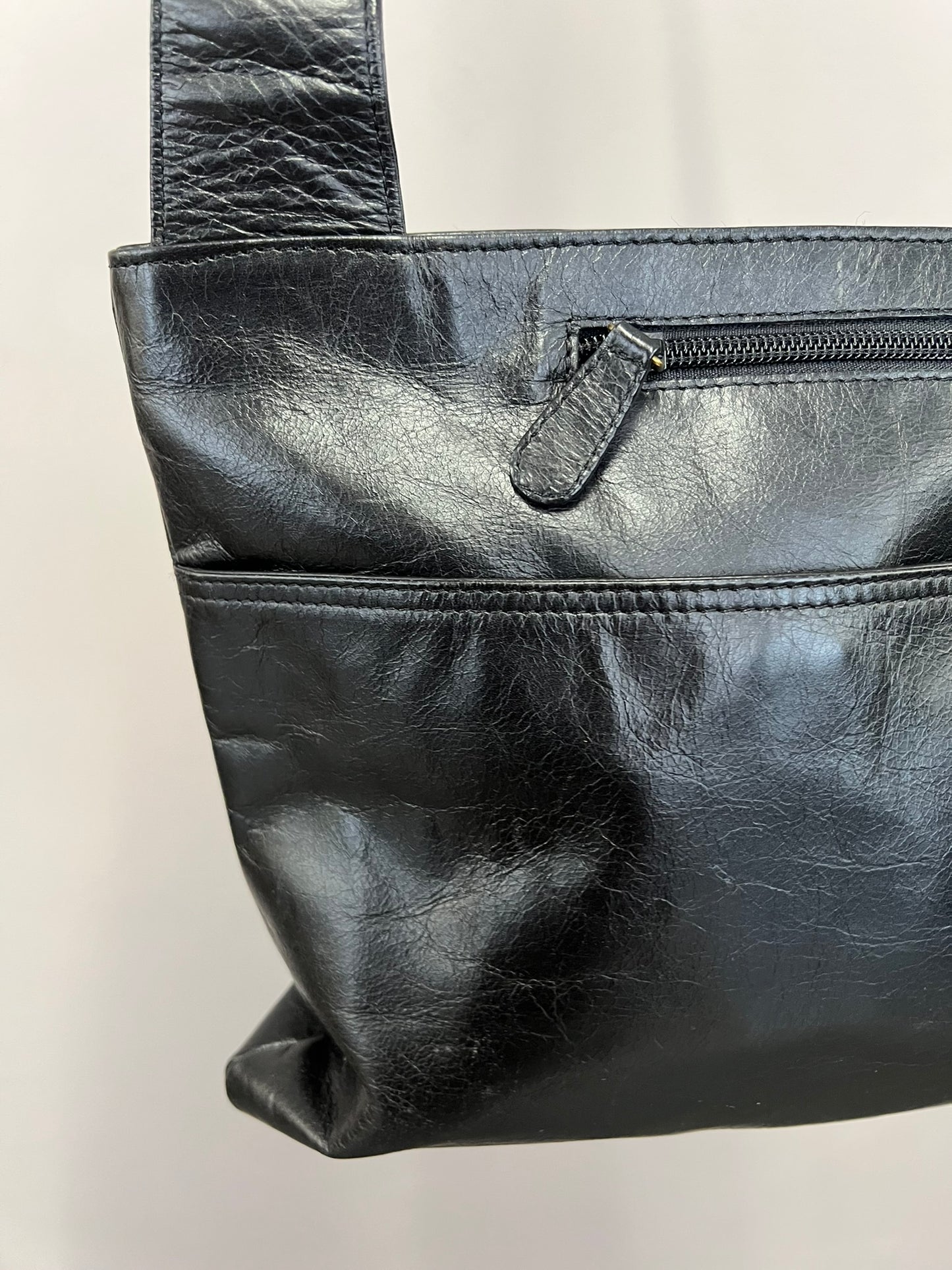Vintage Black Faux Leather Crossbody Bag Adjustable Buckle Strap