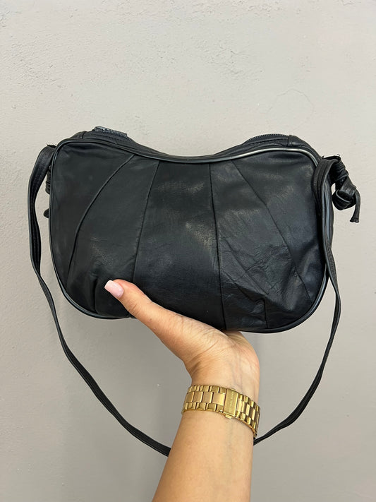 Vintage Black Faux Leather Pleated Shoulder Bag Minimalist 90s Style