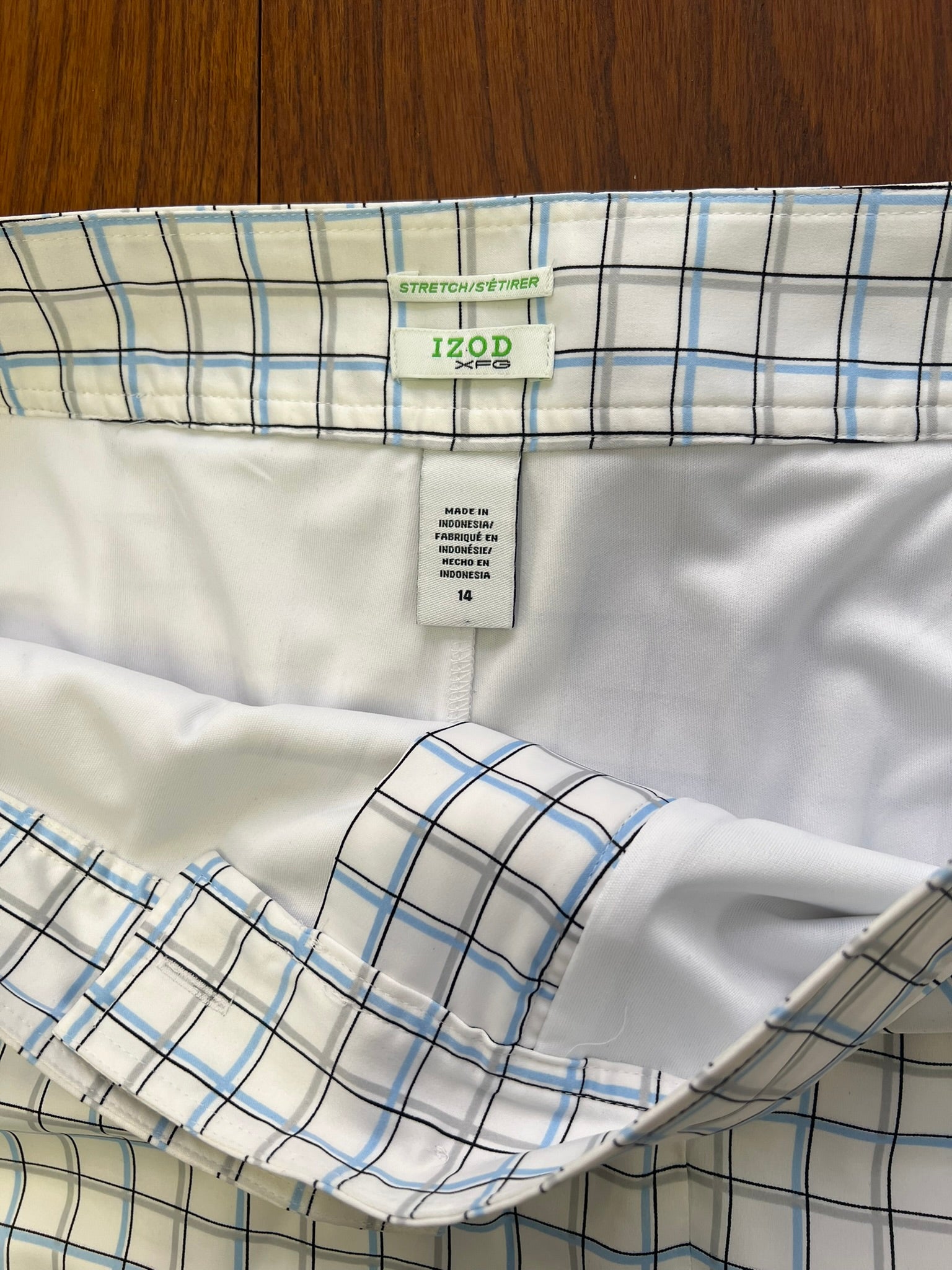 White Tartan Tennis Skort Vintage Y2K Izod XFG Stretch Plaid Mini Skirt with Sho