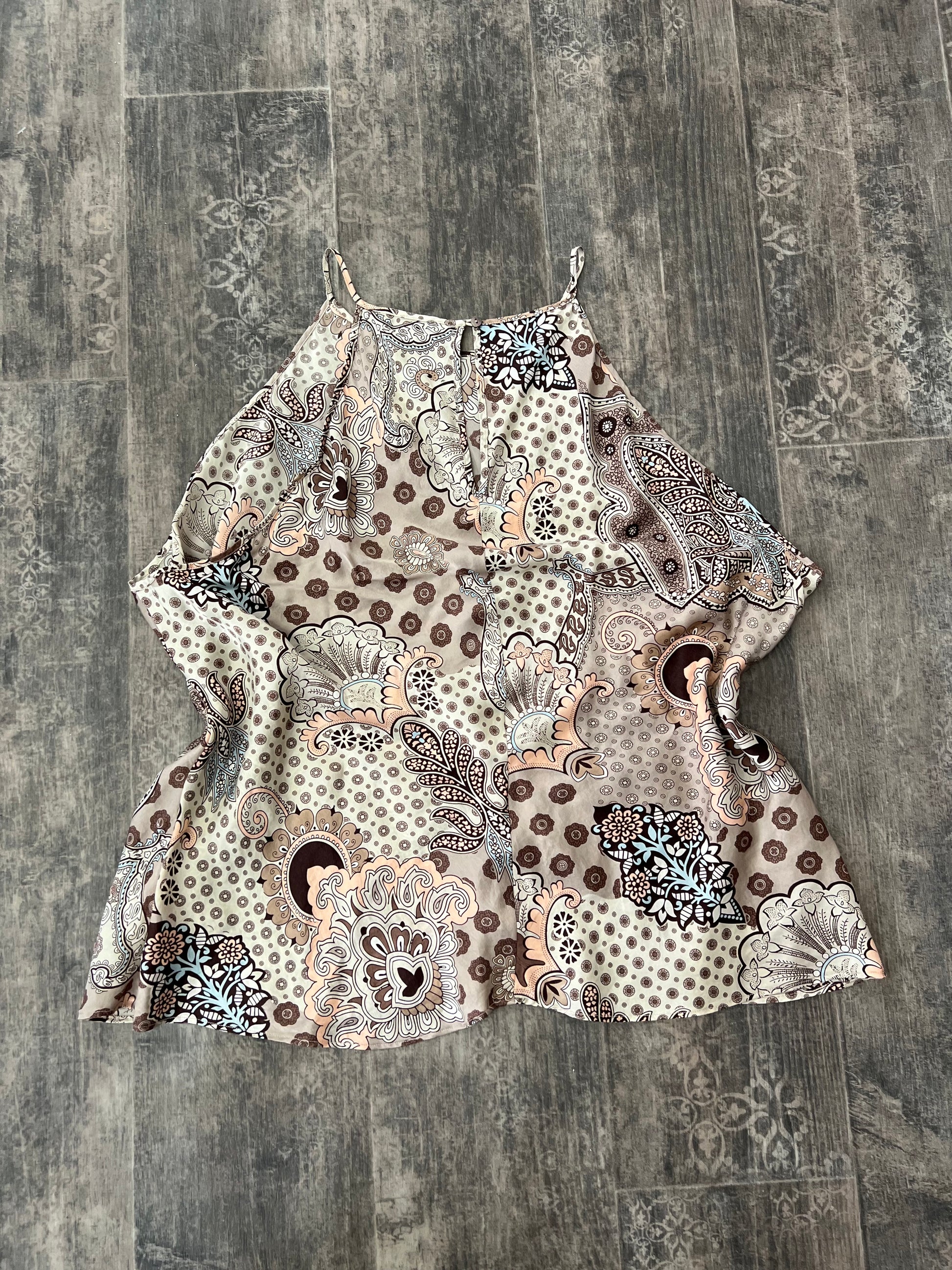 100% Silk Y2K Vintage Top Floral Sequin Sleeveless Top