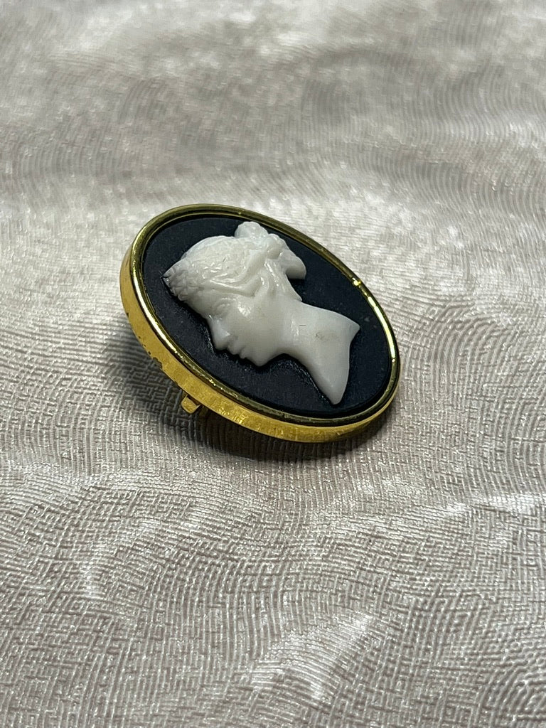 Vintage Cameo Brooch Gold Tone Black Oval Silhouette Pin
