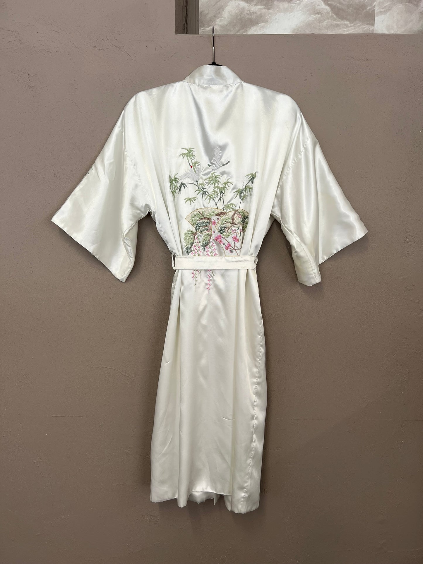 Vintage 80s Kimono Dressing Gown White Satin Embroidered Robe L